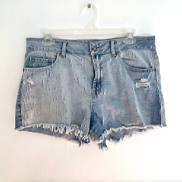 REWASH Light Wash Railroad Stripe Patchwork High Waisted Denim Jean Shorts 13 31 - Picture 2 of 12